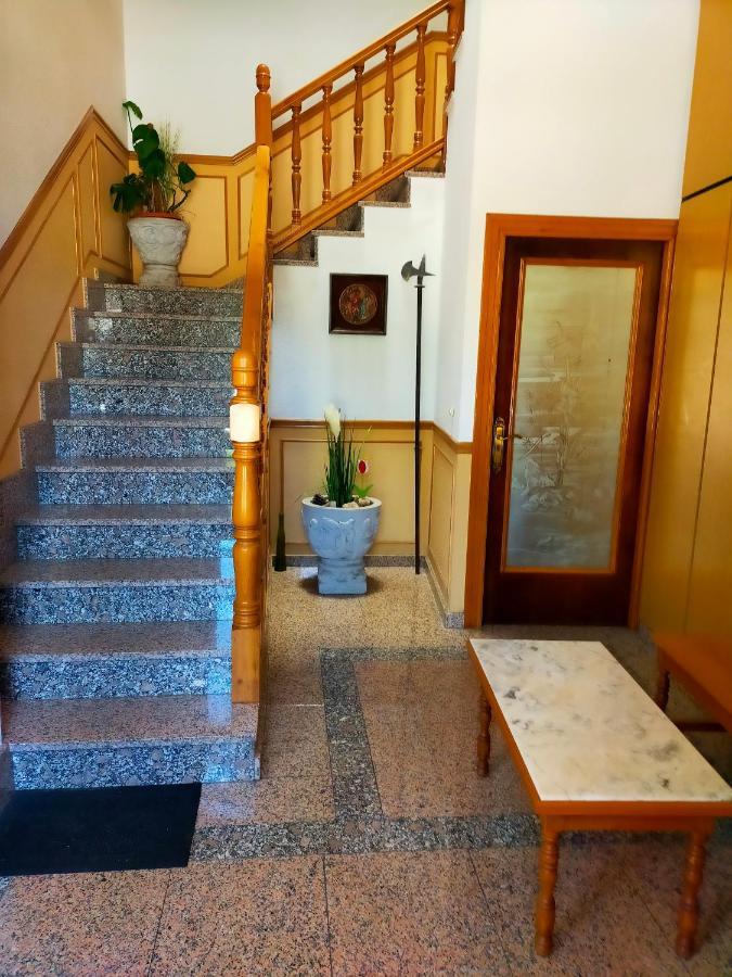 Apartamento En El Casco Antiguo De Ponferrada Exterior photo