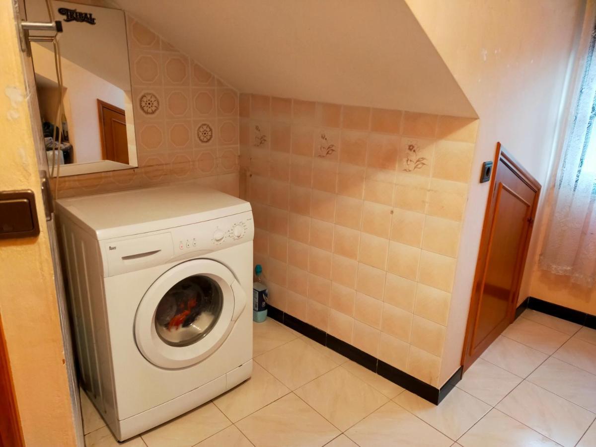 Apartamento En El Casco Antiguo De Ponferrada Exterior photo